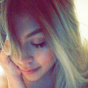 Meet your Posher, Noelia